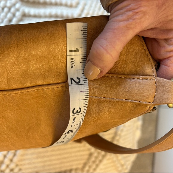 Joy Susan Tan Crossbody Bag Adjustable Strap Vegan Leather NWOT - Picture 8 of 11